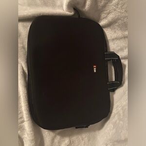 icon laptop portable computer travel bag